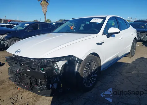 2025 Hyundai Sonata Hybrid Sel z USA, uszkodzony, nr VIN KMHL34JJXSA121730